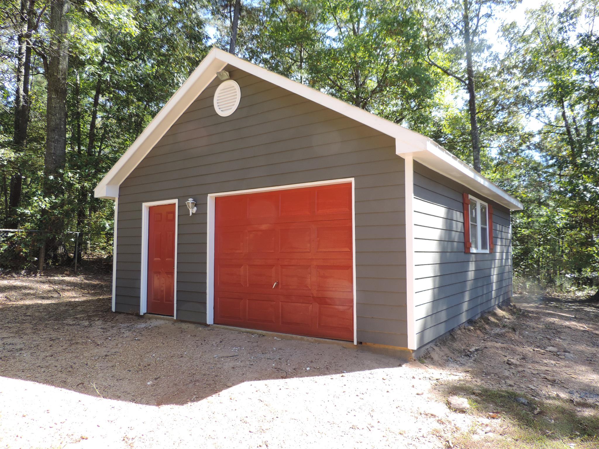 1934 Atha Woods Dr, Monroe, GA 30655 photo 2