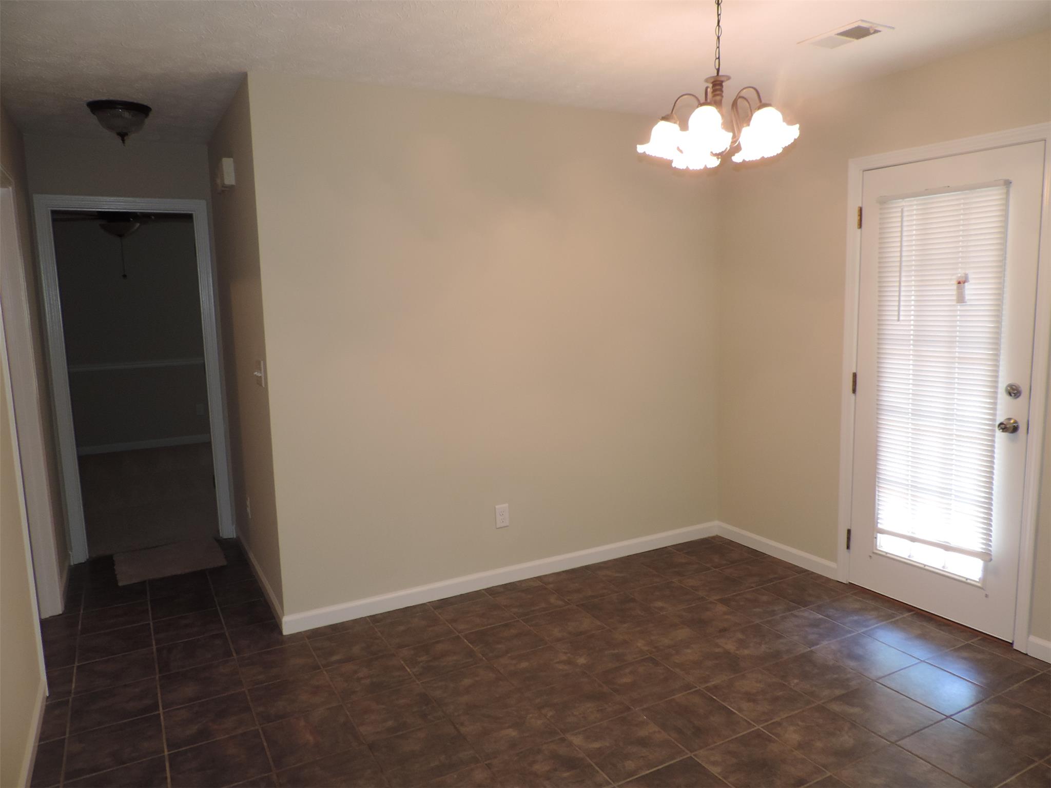 1934 Atha Woods Dr, Monroe, GA 30655 photo 12
