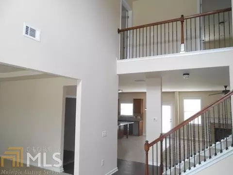 104 Meadows Walk, Byron, GA 31008 photo 2