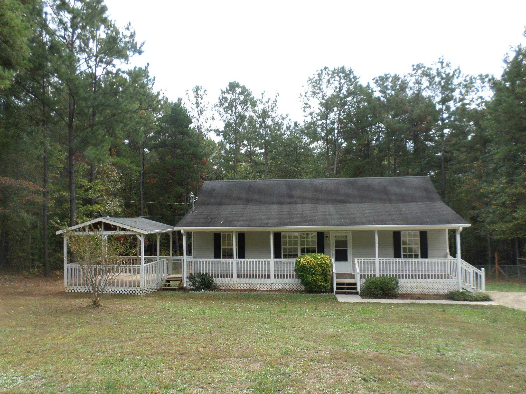 405 Dugdown Rd, Buchanan, GA 30113 photo 1