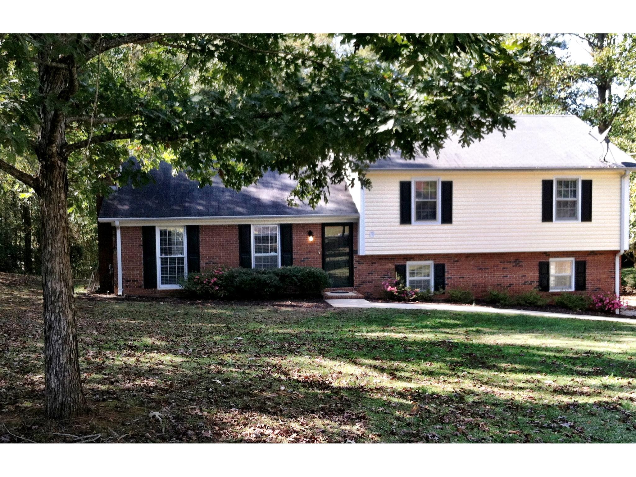 103 Oakdale Dr, Lagrange, GA 30240 photo 2