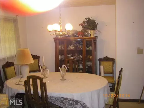 6518 Sinclair Pl, Morrow, GA 30260 photo 4