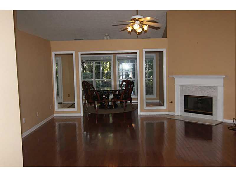 3322 Crossfield Ln, Duluth, GA 30096 photo 2