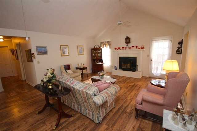 288 Arbour Run, Suwanee, GA 30024 photo 2