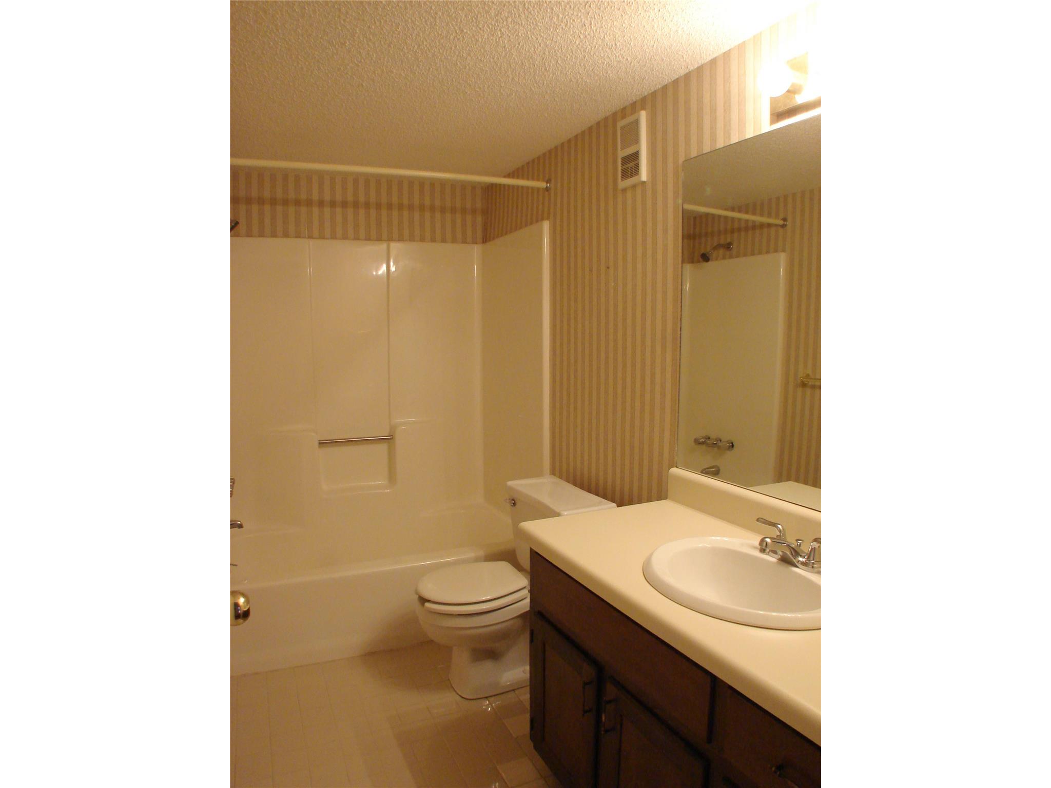 4135 Stillwater Dr, Duluth, GA 30096 photo 10