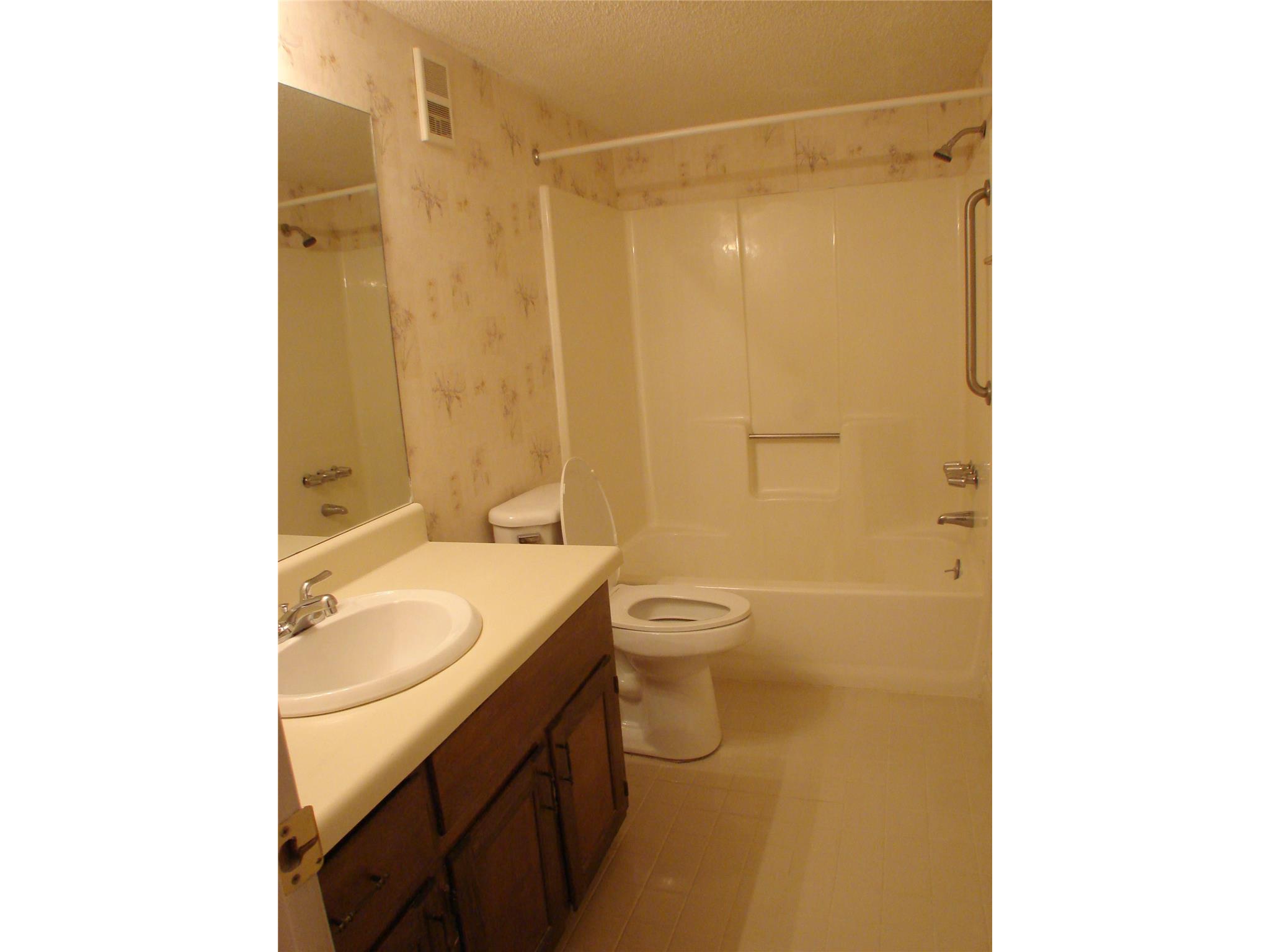 4135 Stillwater Dr, Duluth, GA 30096 photo 8