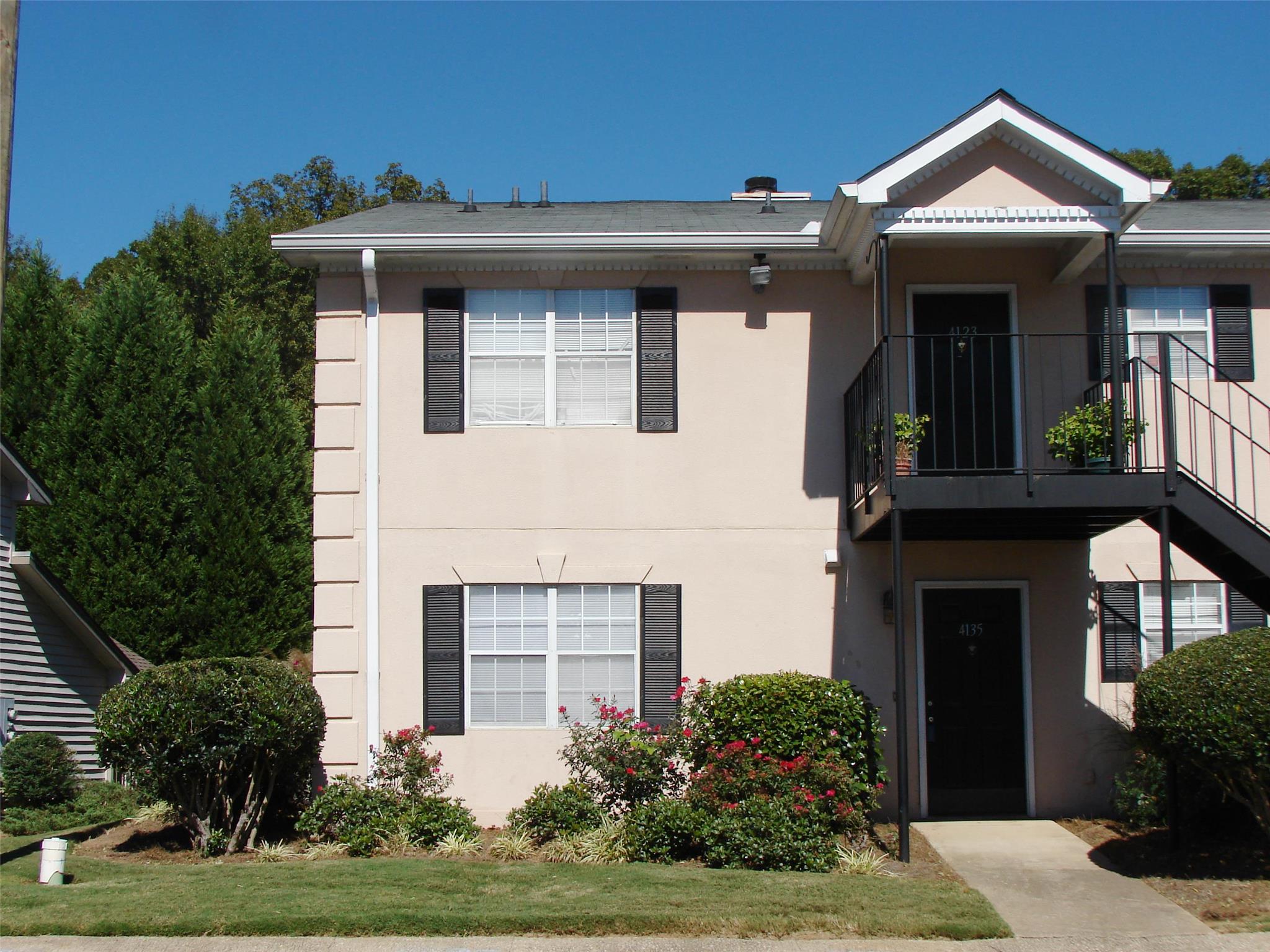 4135 Stillwater Dr, Duluth, GA 30096 photo 1