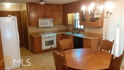 3383 Wolf Dr, Gainesville, GA 30506 photo 5