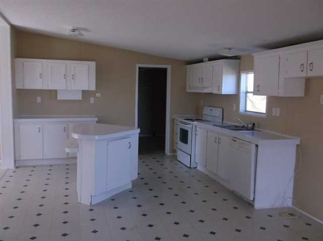 8408 Staton Rd, Clermont, GA 30527 photo 4