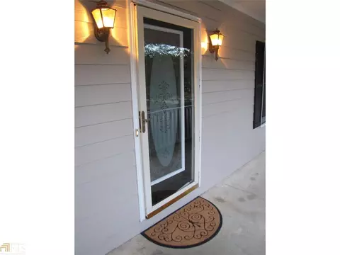 844 Lodgeview Dr, Bethlehem, GA 30620 photo 6