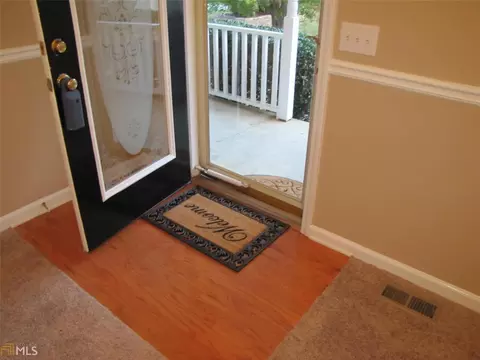 844 Lodgeview Dr, Bethlehem, GA 30620 photo 8