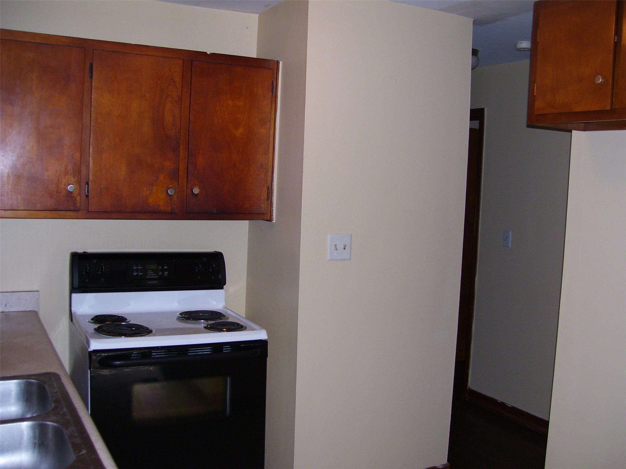 1535 E Church St, Monroe, GA 30655 photo 3