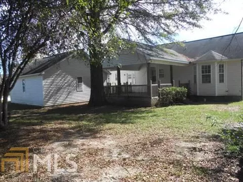 100 Ashton Dr, Warner Robins, GA 31093 photo 4