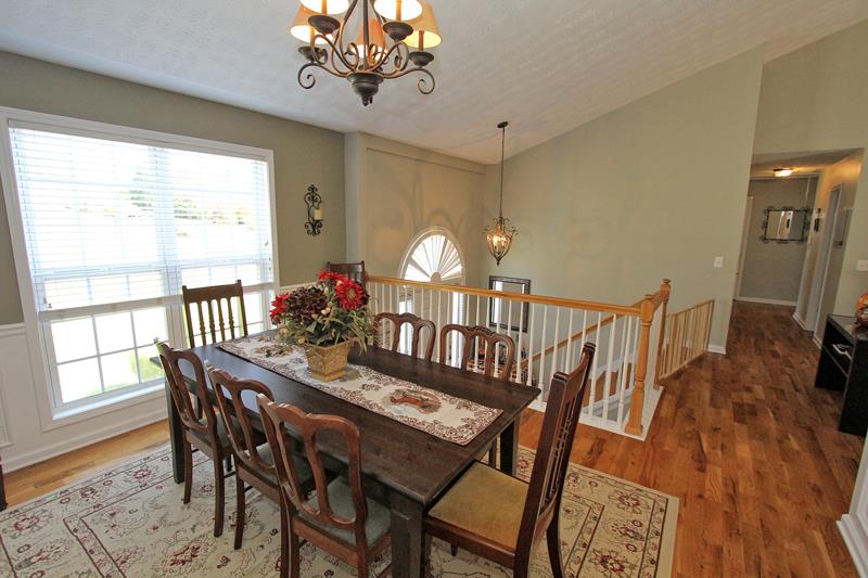3900 Riversong Dr, Suwanee, GA 30024 photo 5