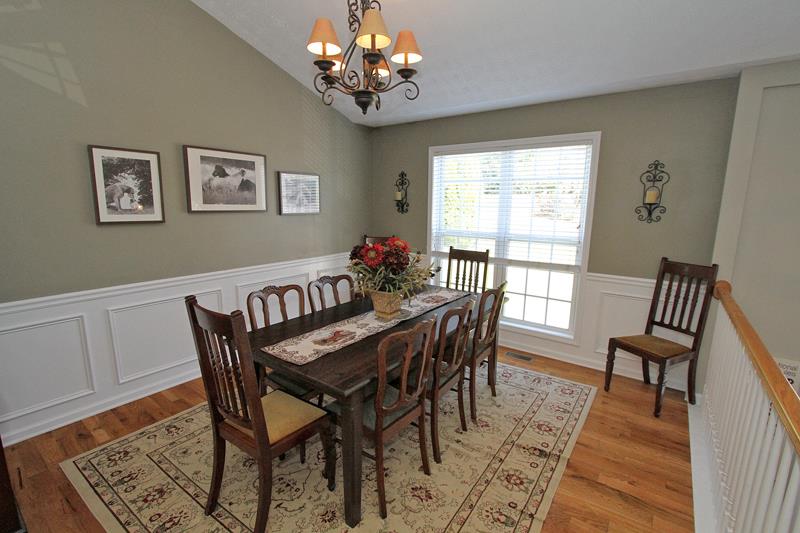 3900 Riversong Dr, Suwanee, GA 30024 photo 4