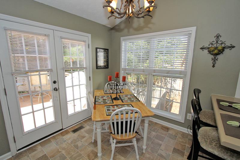 3900 Riversong Dr, Suwanee, GA 30024 photo 12