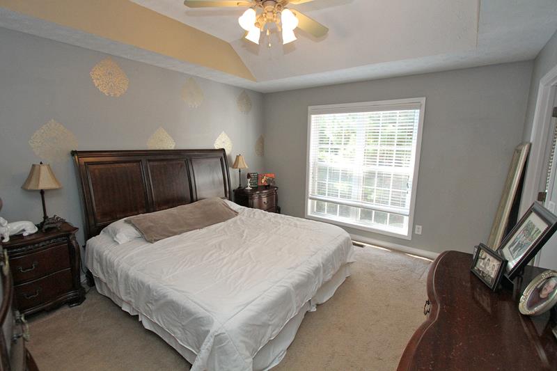 3900 Riversong Dr, Suwanee, GA 30024 photo 13