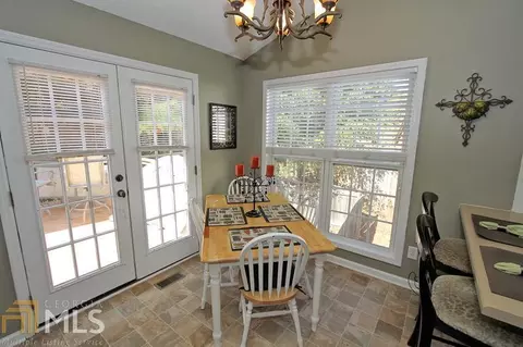 3900 Riversong Dr, Suwanee, GA 30024 photo 12