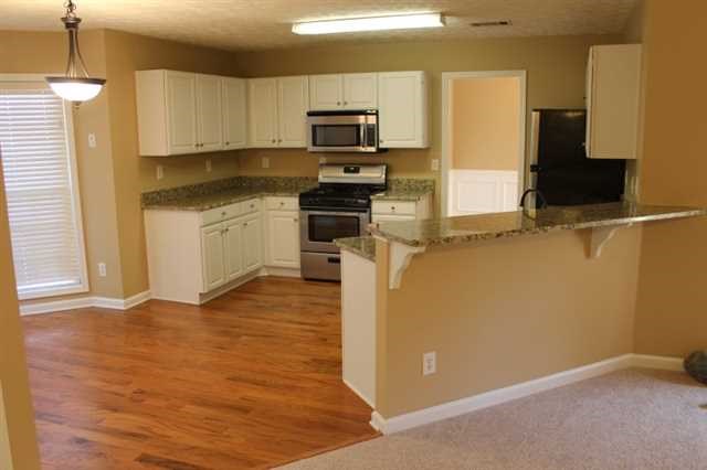 2825 Factor Walk Blvd, Suwanee, GA 30024 photo 4