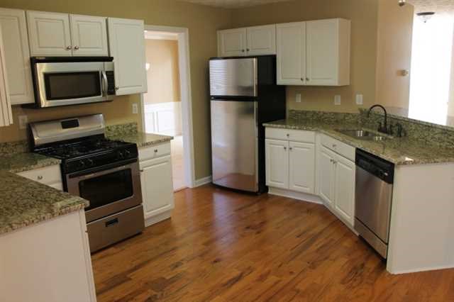 2825 Factor Walk Blvd, Suwanee, GA 30024 photo 2