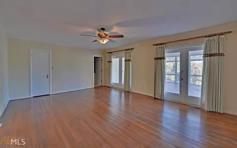 257 Chenocetah, Cornelia, GA 30531 photo 9