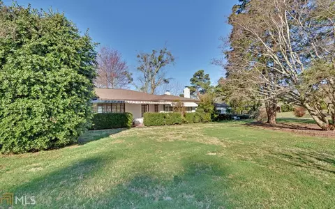 257 Chenocetah, Cornelia, GA 30531 photo 3