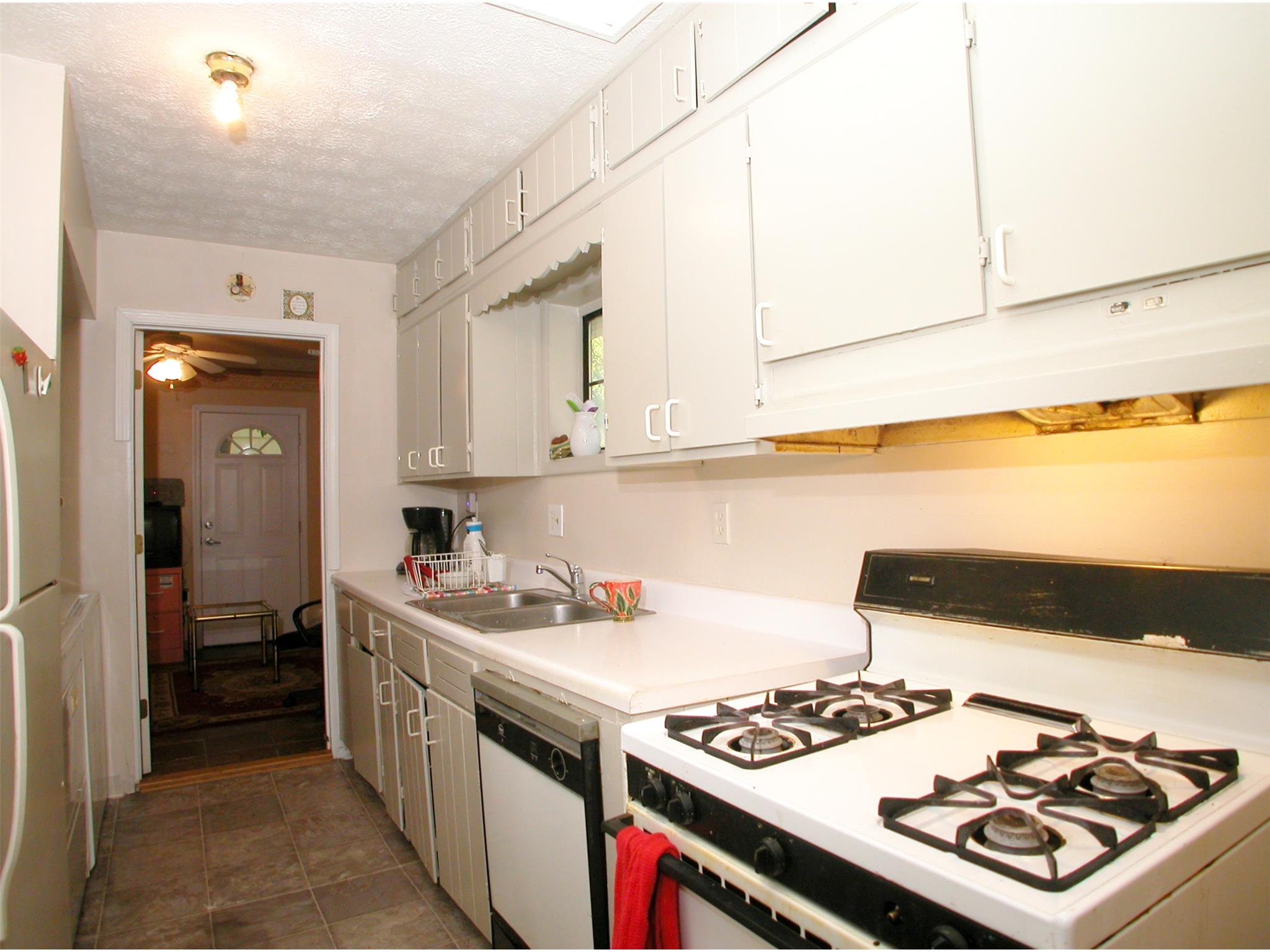 3125 Coral Way, Chamblee, GA 30341 photo 4