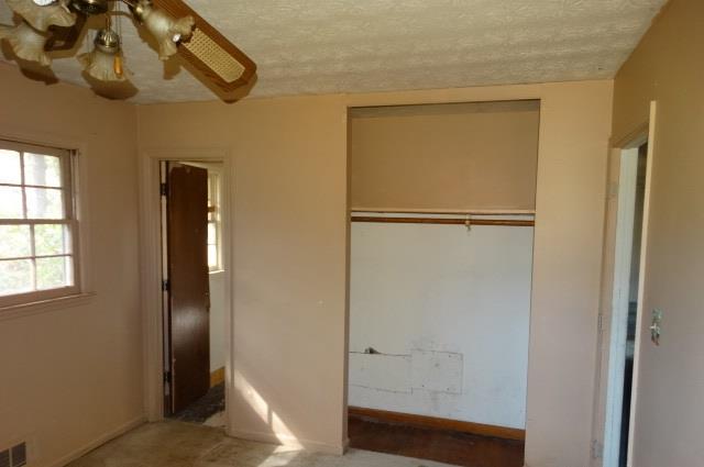 2435 Burton Cir, Morrow, GA 30260 photo 9