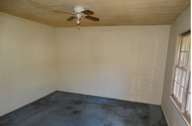 2435 Burton Cir, Morrow, GA 30260 photo 2