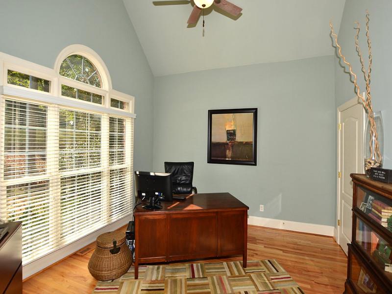 3500 Haddon Hall Dr, Buford, GA 30519 photo 4