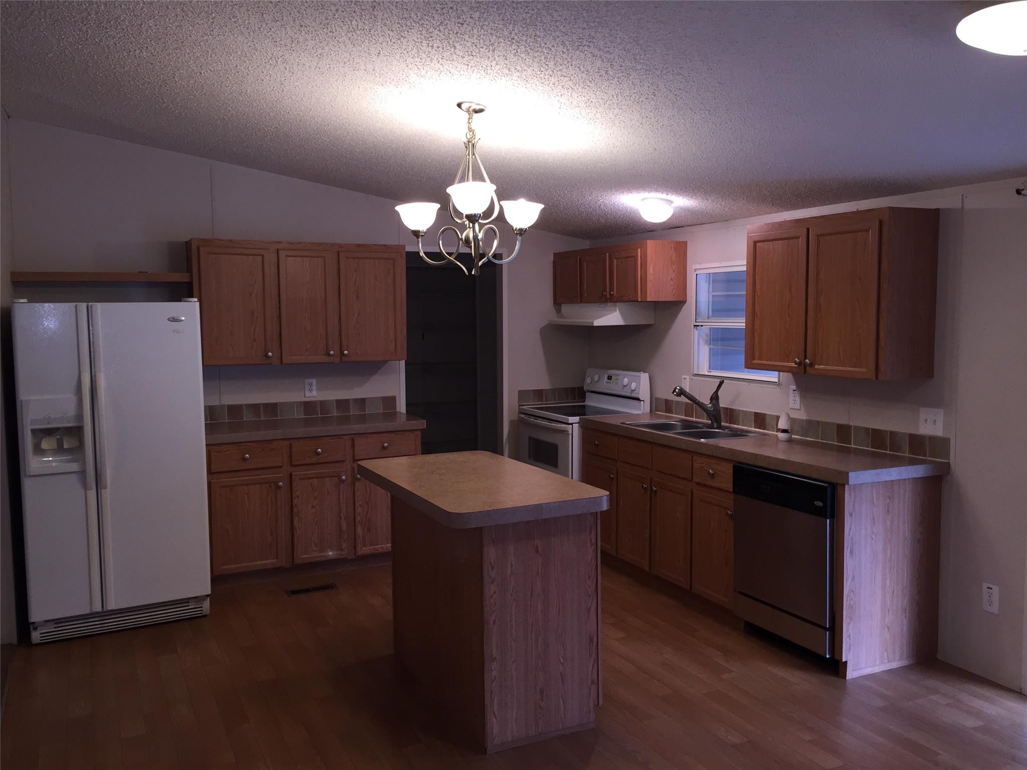 298 Hunt Rd, Lagrange, GA 30241 photo 6
