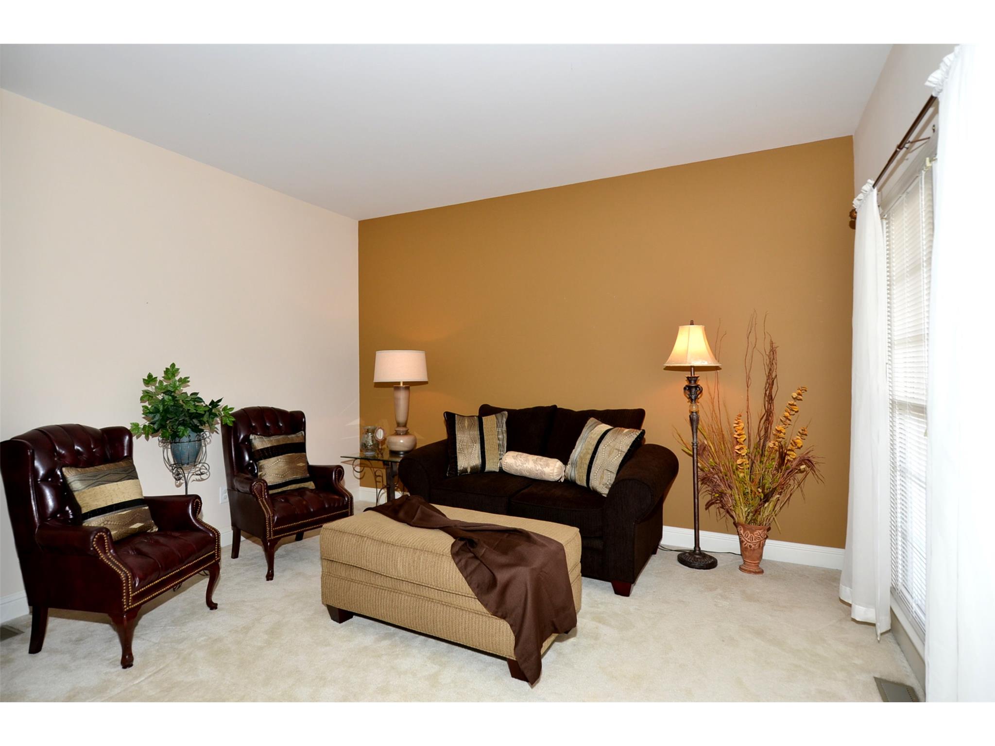 3904 Lost Oak Dr, Buford, GA 30519 photo 5