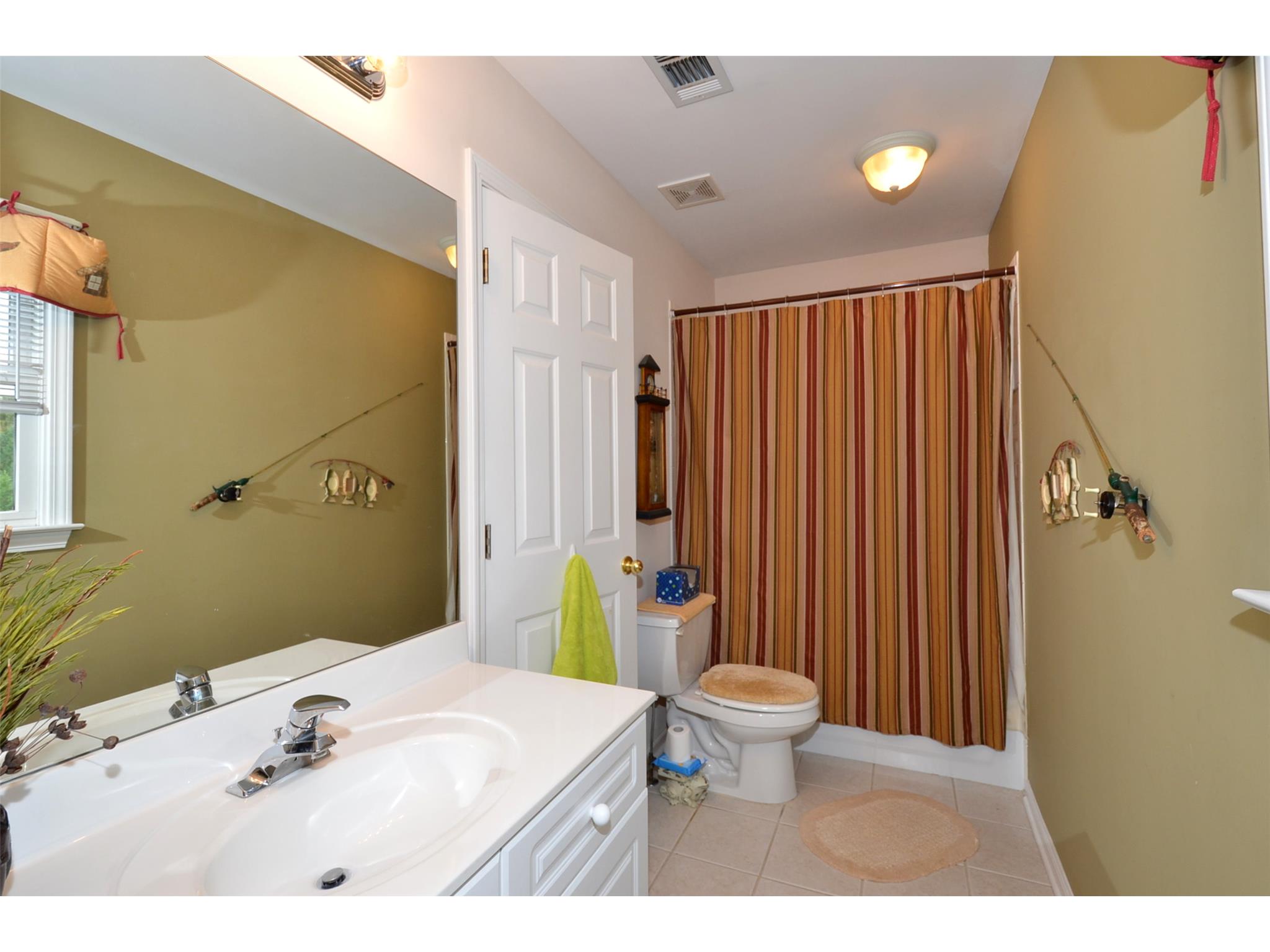 3904 Lost Oak Dr, Buford, GA 30519 photo 21