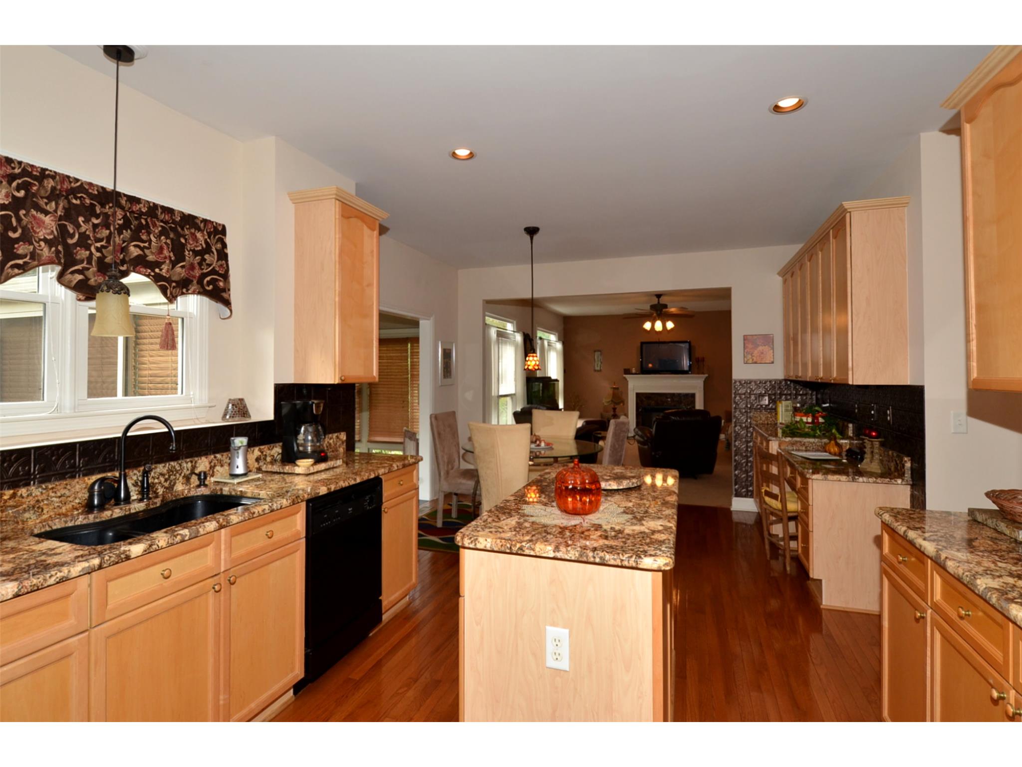 3904 Lost Oak Dr, Buford, GA 30519 photo 11