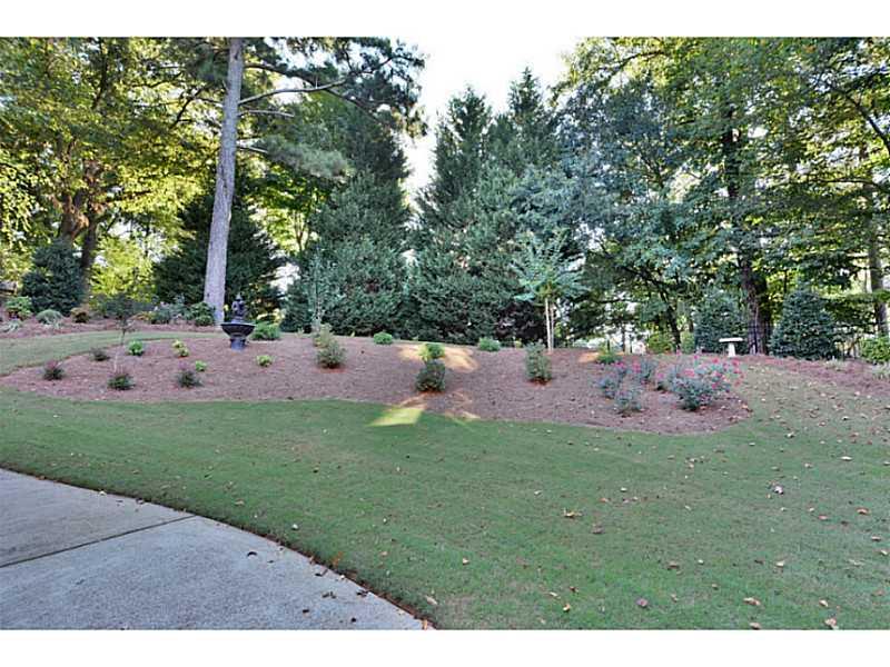 7395 Craigleith Dr, Duluth, GA 30097 photo 3
