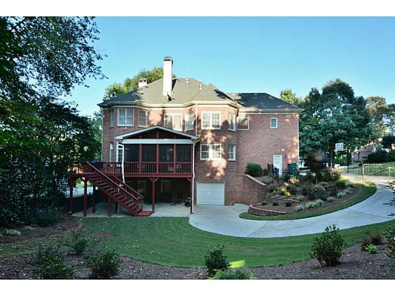 7395 Craigleith Dr, Duluth, GA 30097 photo 1