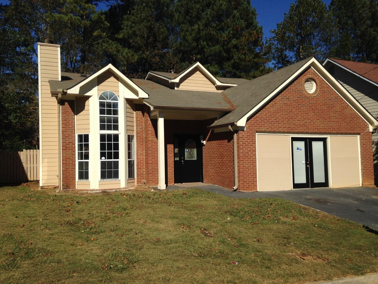6324 Phillips Ct, Lithonia, GA 30058 photo 1