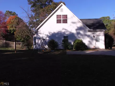 320 Banks St, Cornelia, GA 30531 photo 3