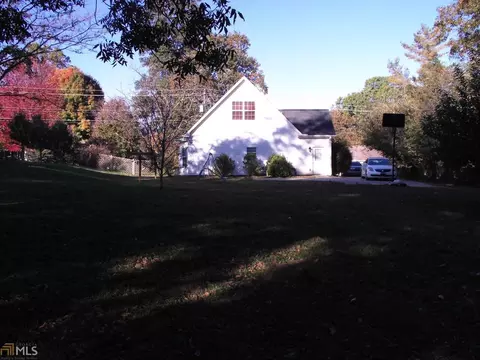 320 Banks St, Cornelia, GA 30531 photo 2