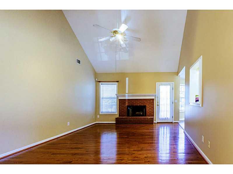 190 Cole Cir, Bethlehem, GA 30620 photo 4