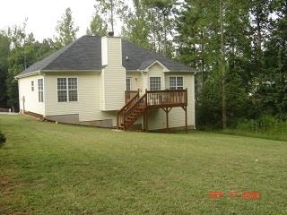 656 Rosebud Ln, Winder, GA 30680 photo 3