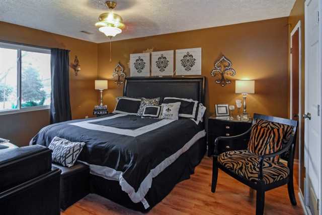 6045 Amberly Rd, Rex, GA 30273 photo 9