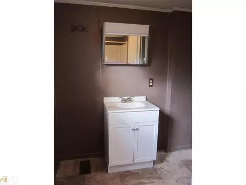 1631 J Warren Rd, Cornelia, GA 30531 photo 8