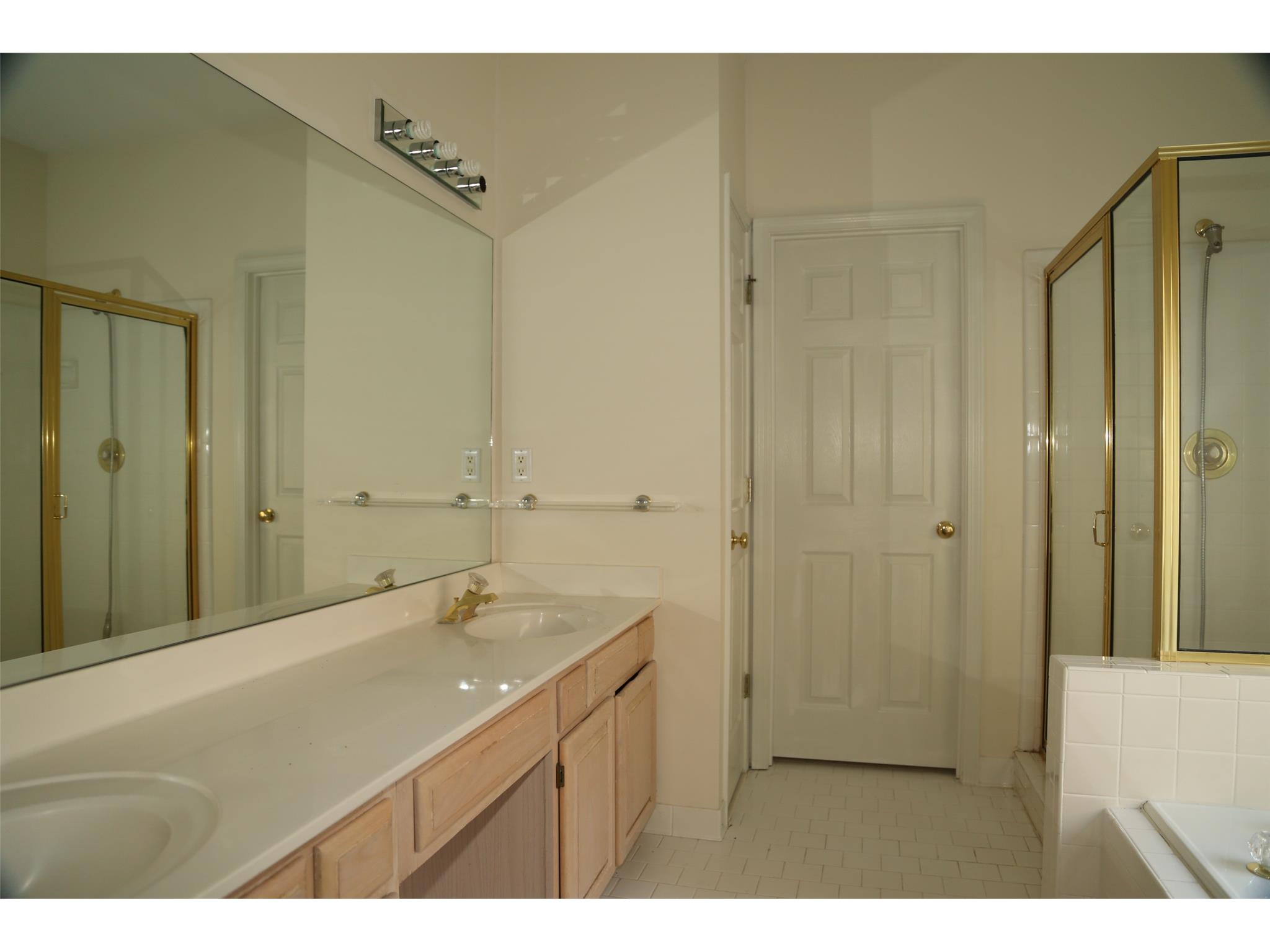 3077 Oaktree Ln, Duluth, GA 30096 photo 9