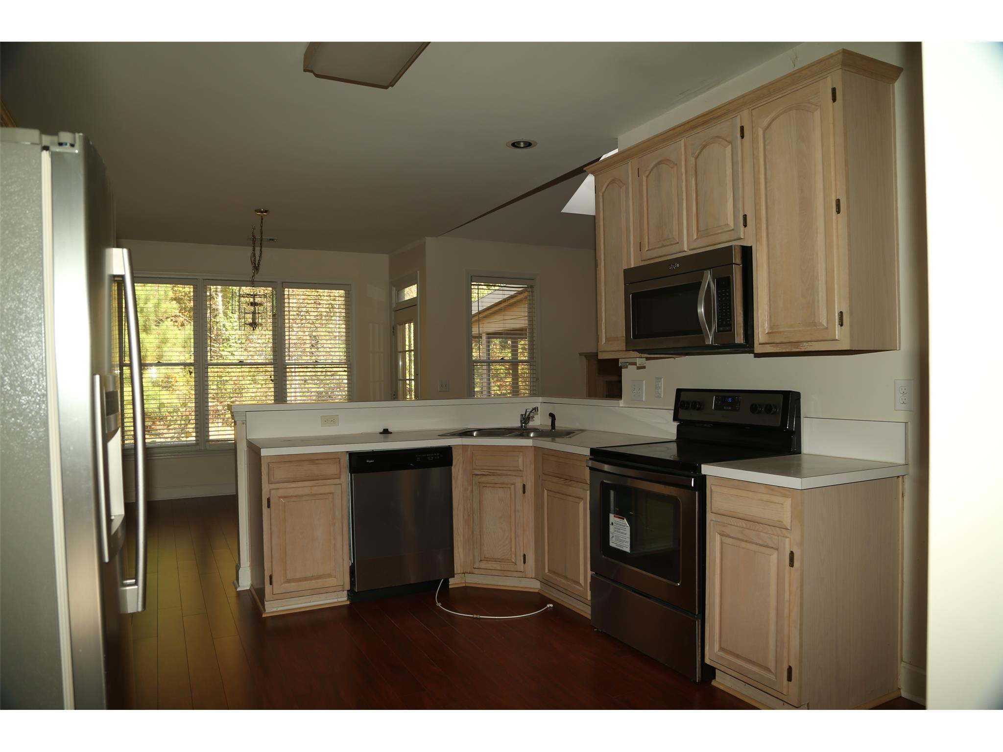 3077 Oaktree Ln, Duluth, GA 30096 photo 3