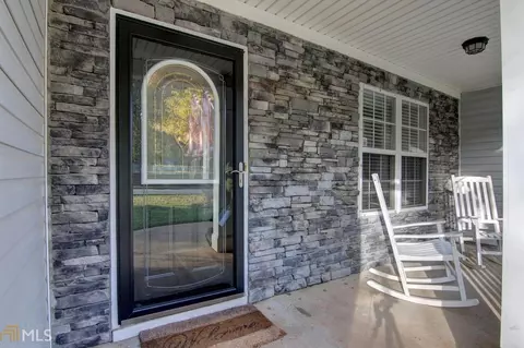 85 Berkshire Pass, Covington, GA 30016 photo 6