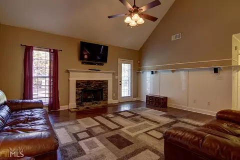 85 Berkshire Pass, Covington, GA 30016 photo 8