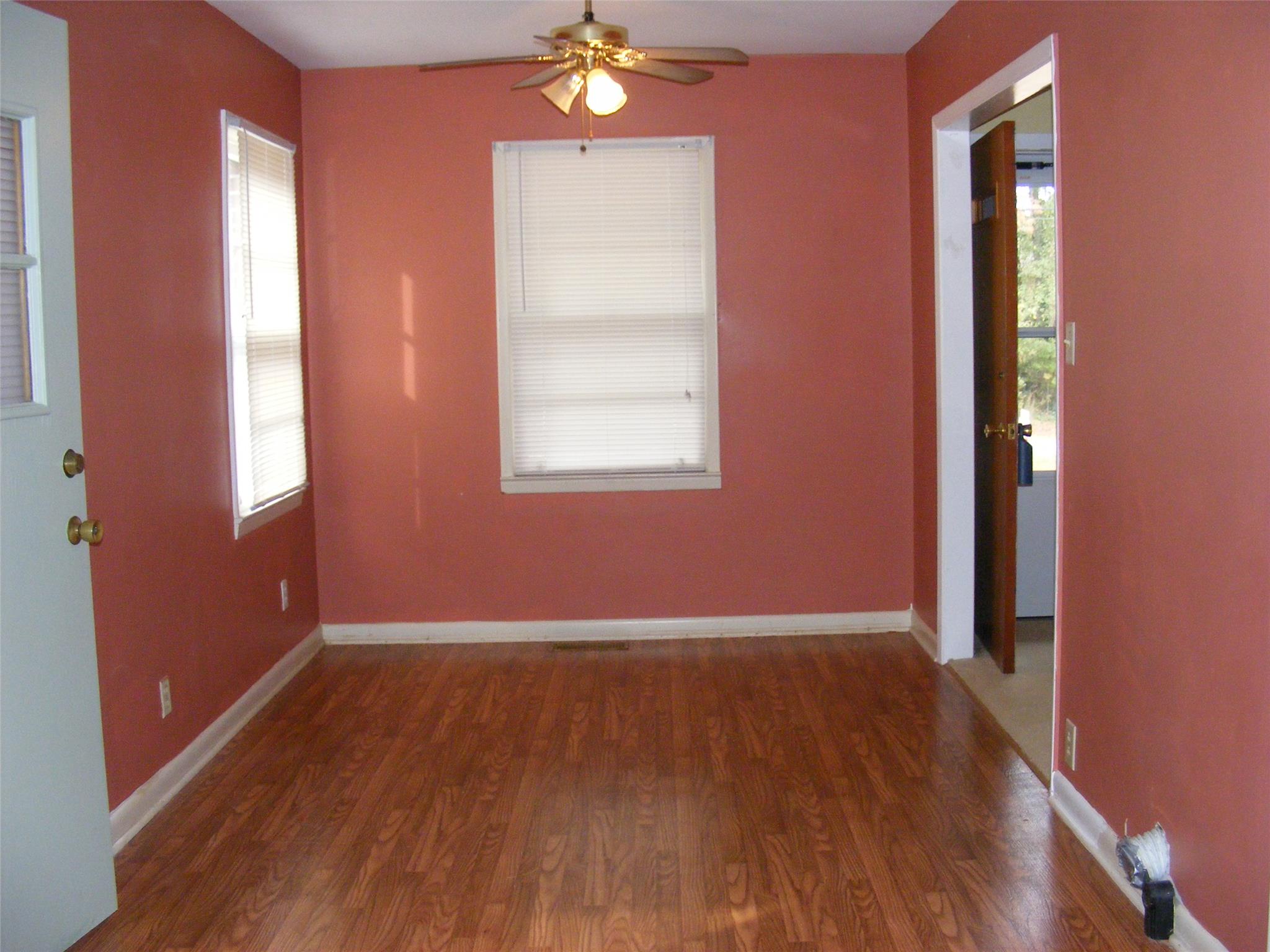 128 Pine Cir, Winder, GA 30680 photo 11