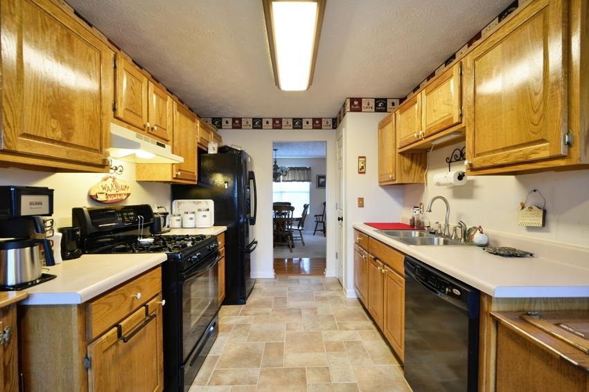 3295 Windgate Dr, Buford, GA 30519 photo 6