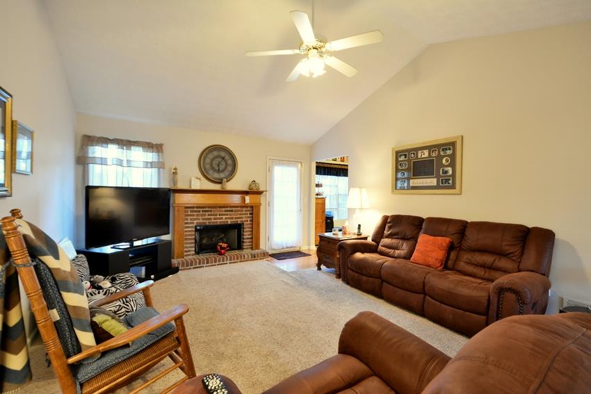 3295 Windgate Dr, Buford, GA 30519 photo 4